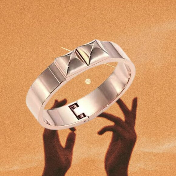 MICHAEL KORS Rose Gold Pyramid Hinged Magnetic Bangle Bracelet Signed - Picture 1 of 5